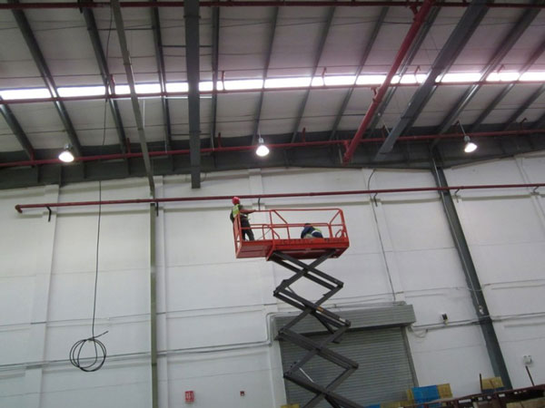 昆山亚马逊照明工程厂房装修案例